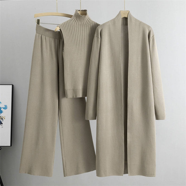 Maria™ – Minimalistisches Dreiteiliges Strickset