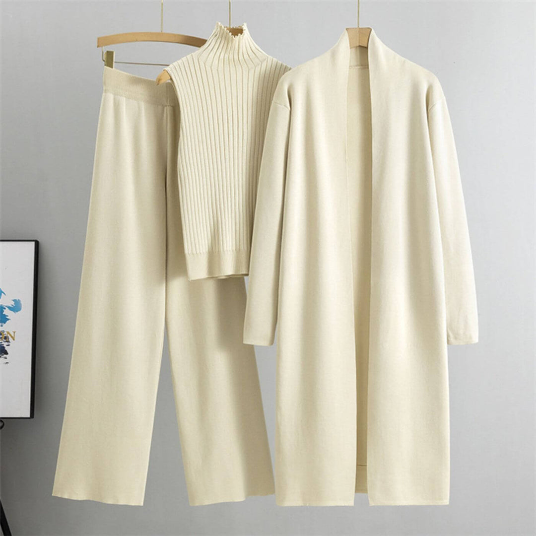 Maria™ – Minimalistisches Dreiteiliges Strickset