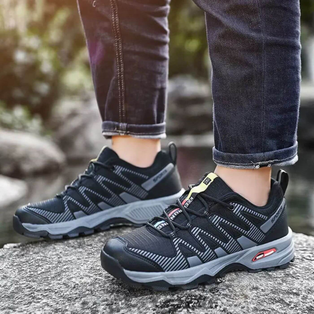 OrthoTrekker™ – Bequeme Orthopädische Wanderschuhe