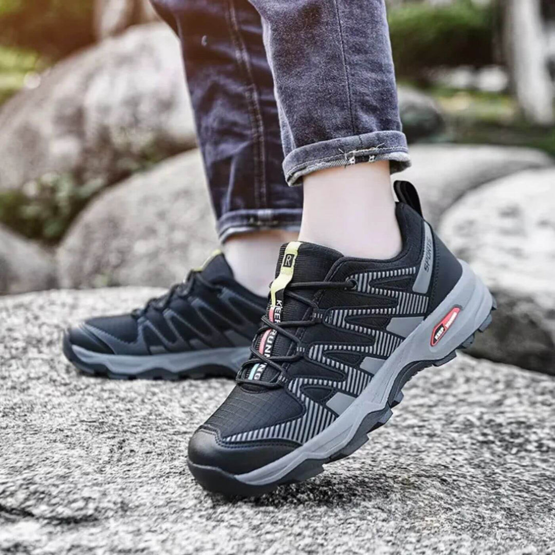 OrthoTrekker™ – Bequeme Orthopädische Wanderschuhe