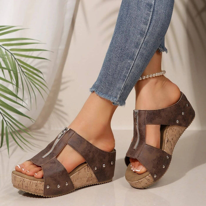 Theresa – Offene orthopädische Keilsandalen